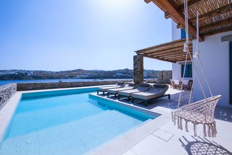 Myko Seafront 9bed by Bestofmikonos