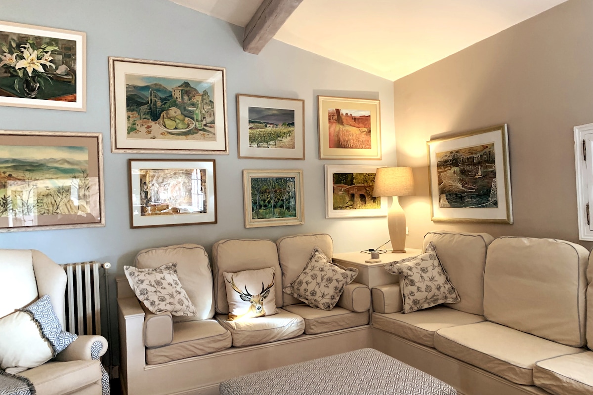 Top Airbnb: C18th Bastide, Cote d'Azur. Sleeps 12-14 in Draguignan