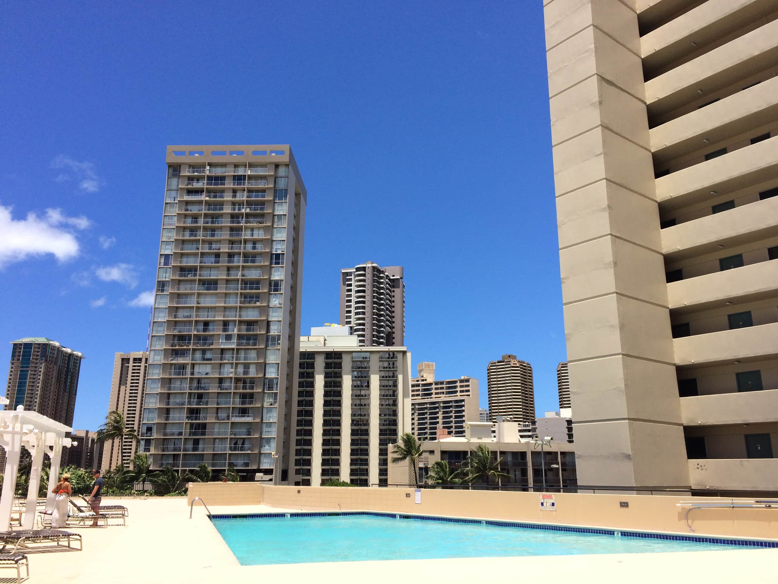 Condo in Honolulu · ★4.56 · 3 bedrooms · 3 beds · 2.5 private baths - Image 31