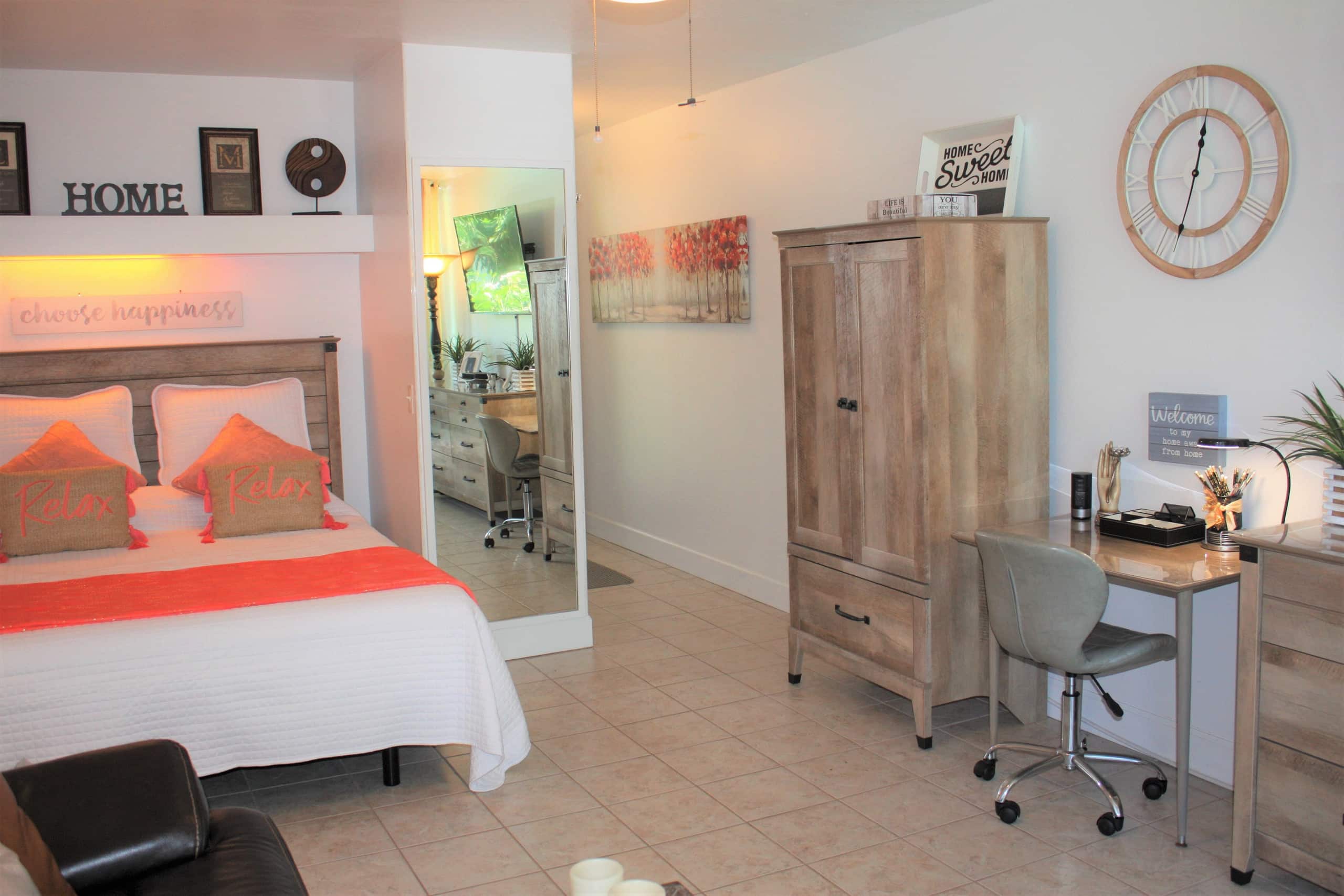 Condo in Kailua-Kona · ★4.99 · 1 bedroom · 1 private bath - Image 9