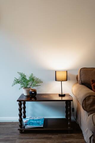 Fully Self Contained Apartment #6 gallery image 4