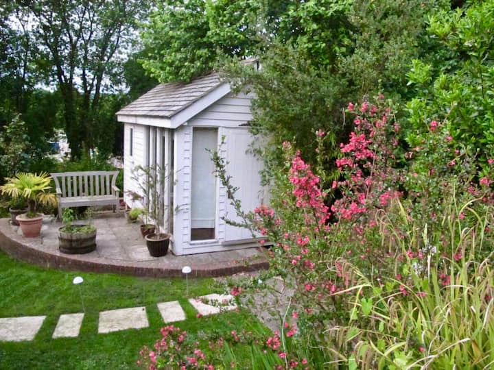 10 Best Airbnb Vacation Rentals In Midhurst, UK Updated 2024 Trip101