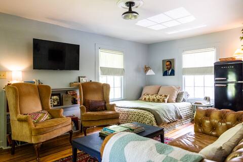 The Carriage House by @humblepieliving