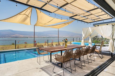 Casaenlaguna country house