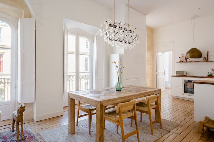 Splendide Appartement Rue Sainte Catherine gallery image 2