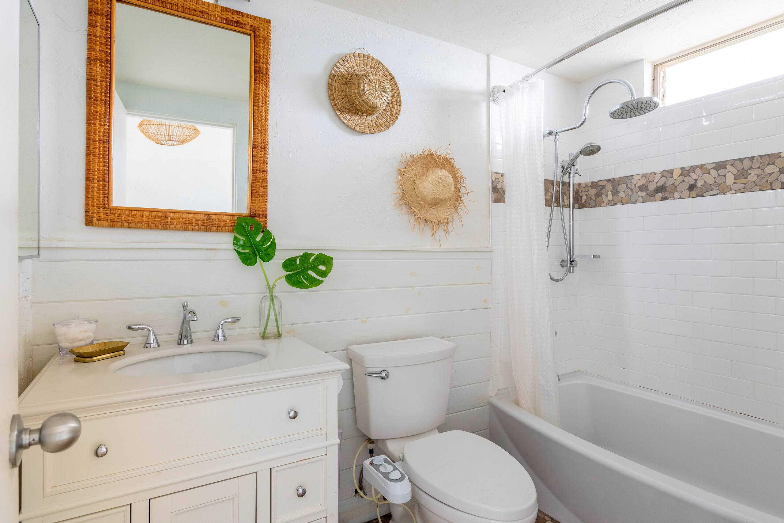 Condo in Kihei · ★4.8 · 1 bedroom · 2 beds · 2 baths - Image 23