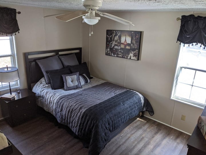 غرفة النوم 2