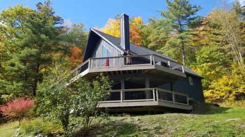 Hot Tub! Hiking! Skiing! SnowTubing! Book Now!