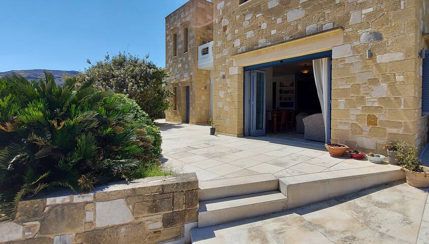 “Thealia villa “-430 m2 – swimming pool – sea view gallery image 5