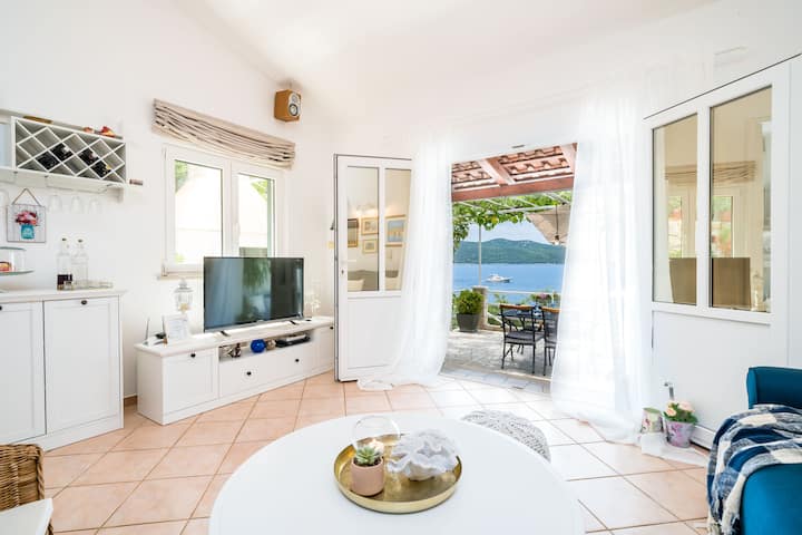 غرفة المعيشة