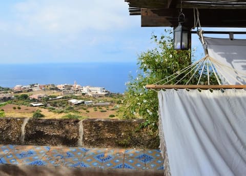 Top Airbnb: Dammuso La Meridiana a Pantelleria
