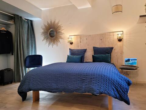 2 bedrooms, bed linen, Housekeeping, Netflix, Wifi