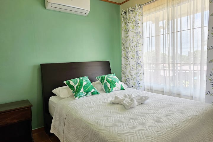 Спалня 2