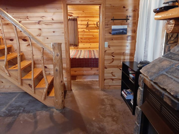 Door way to down stairs master bedroom. No steps, doorway is 30 inches wide.