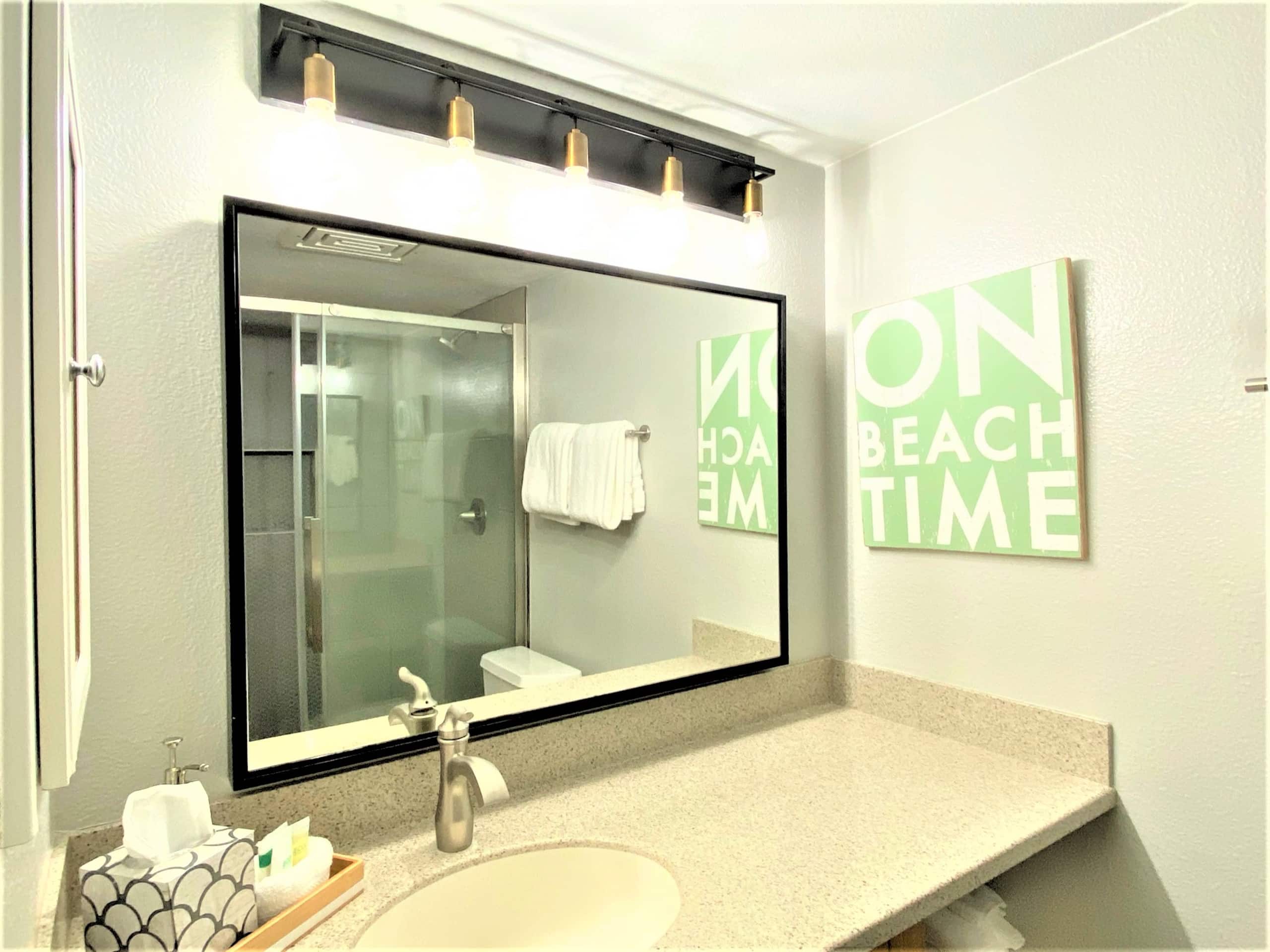 Condo in Kihei · ★4.88 · 1 bedroom · 2 beds · 2 baths - Image 8