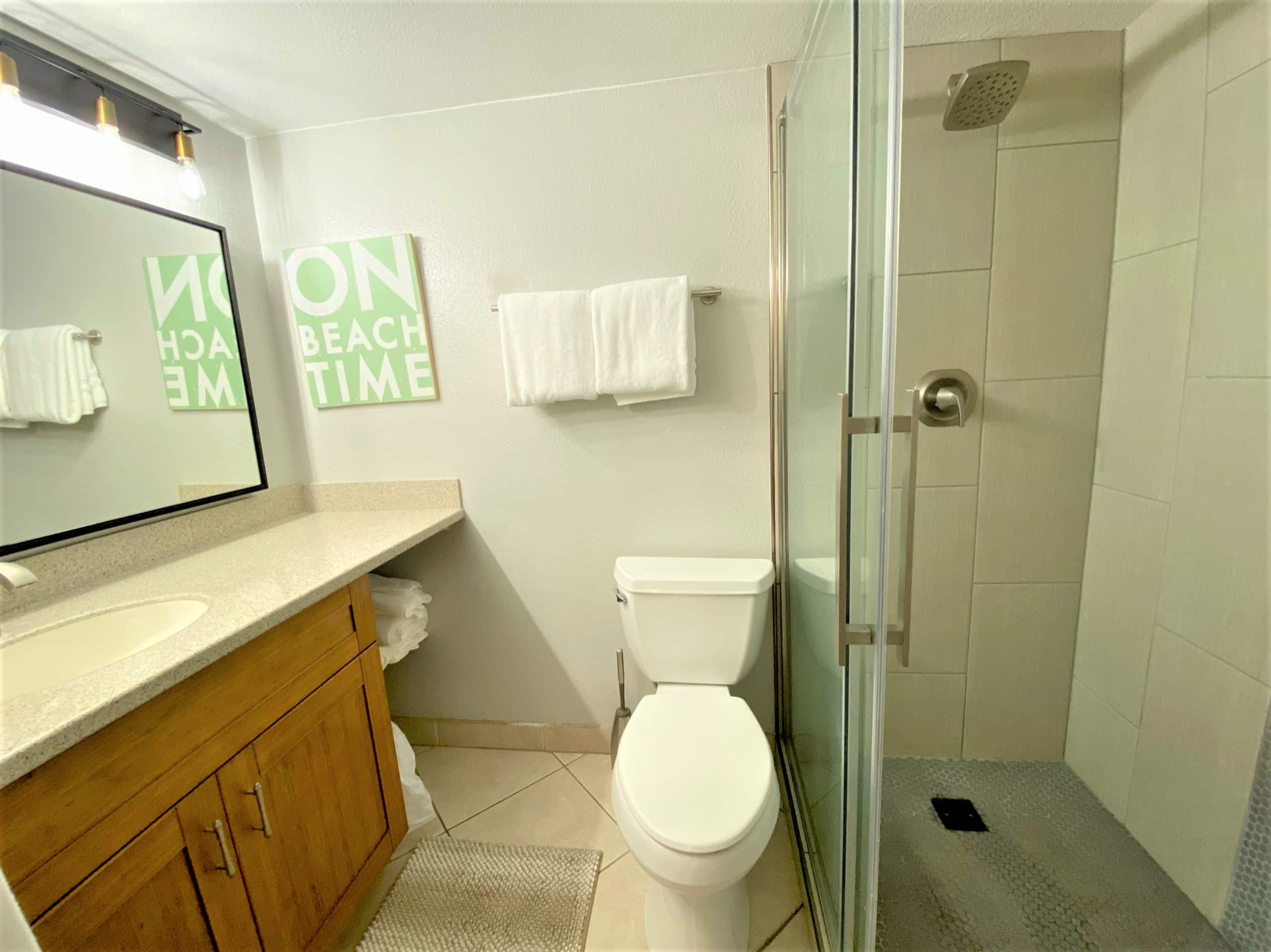 Condo in Kihei · ★4.88 · 1 bedroom · 2 beds · 2 baths - Image 9