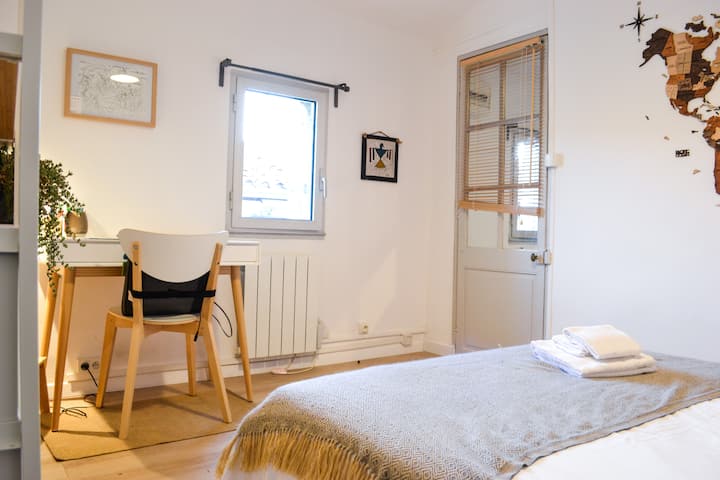 Стая с двойно легло