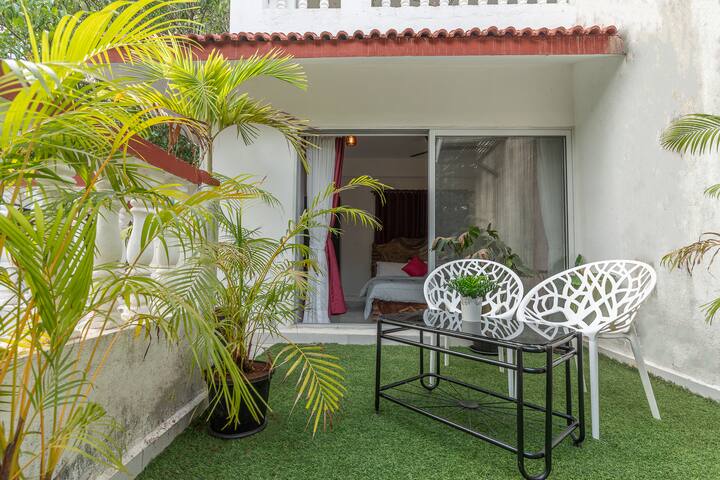 Patio image 1