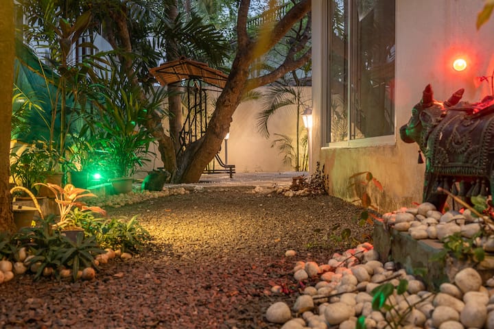 Back garden image 3