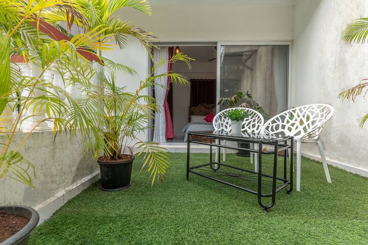 Patio image 1