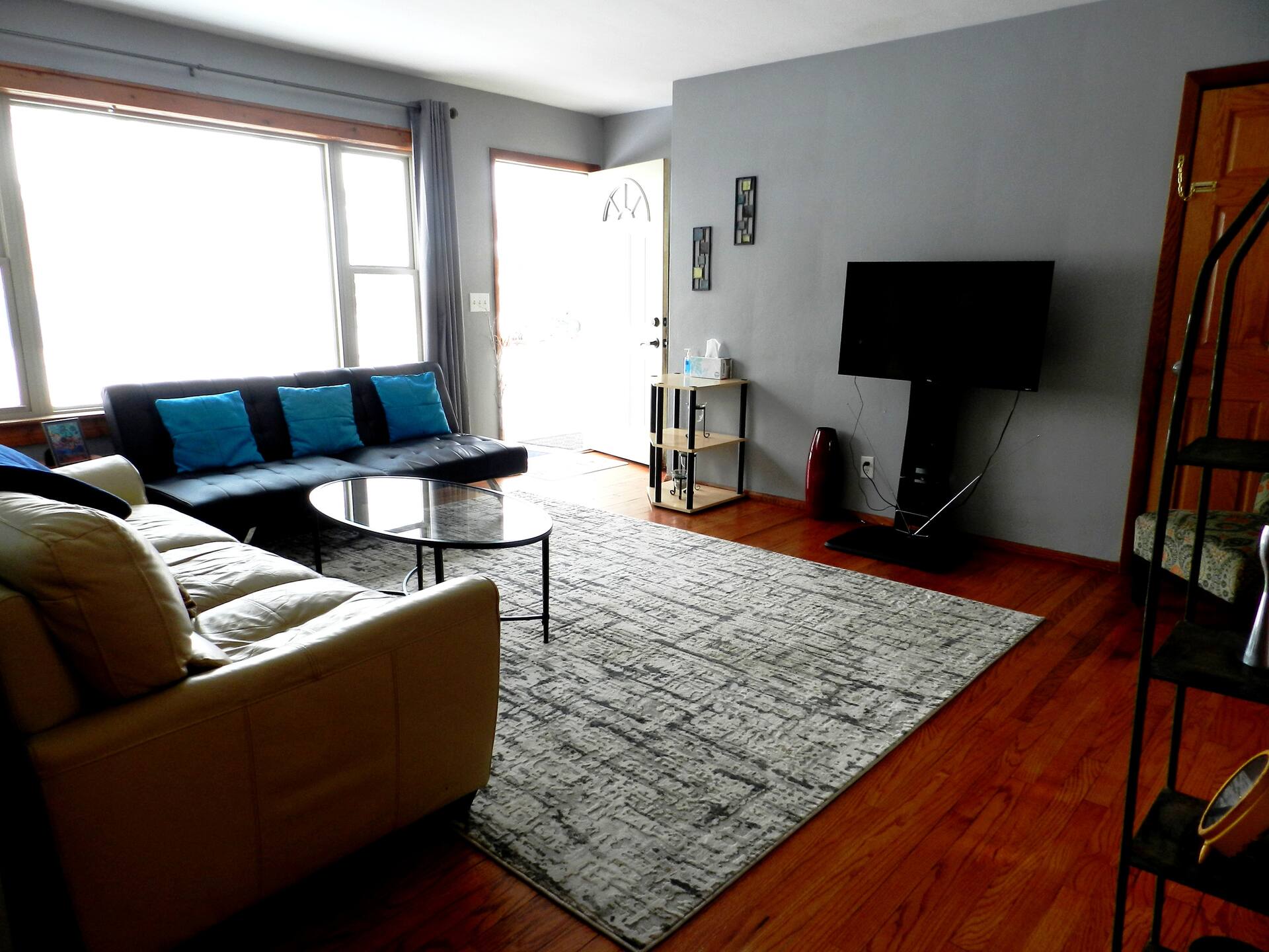 Entire duplex next to waterfront — zdjęcie 5