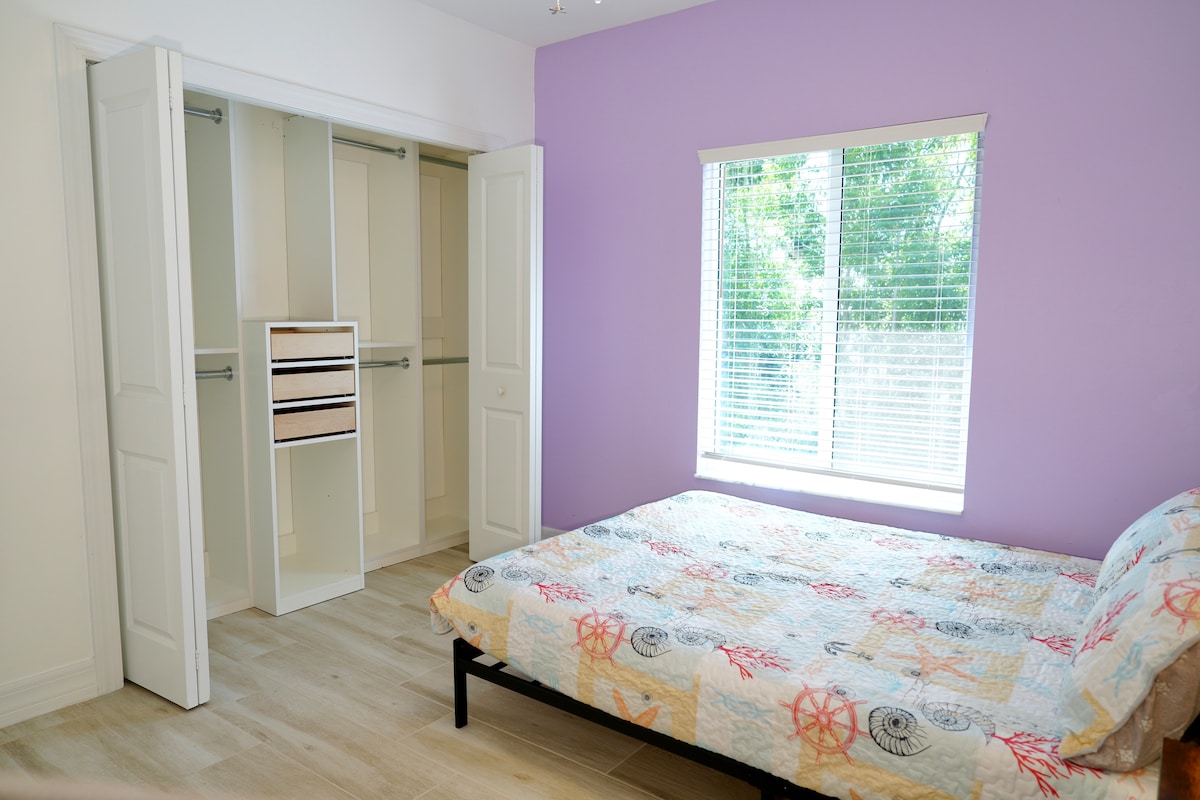 ห้องผู้เข้าพักเตียงควีนไซส์ 