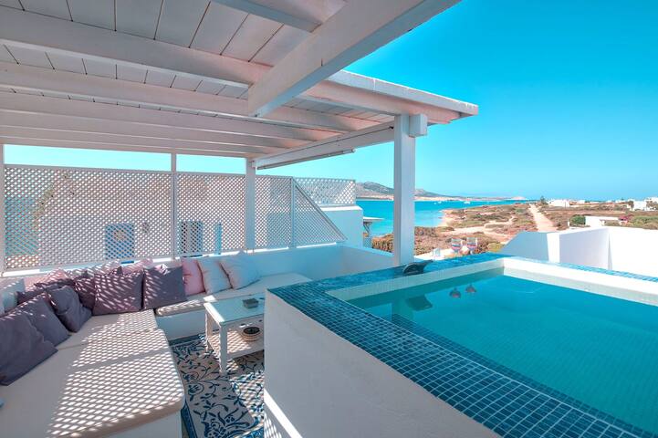 Dolphin Premier Suite with sea view gallery image 4