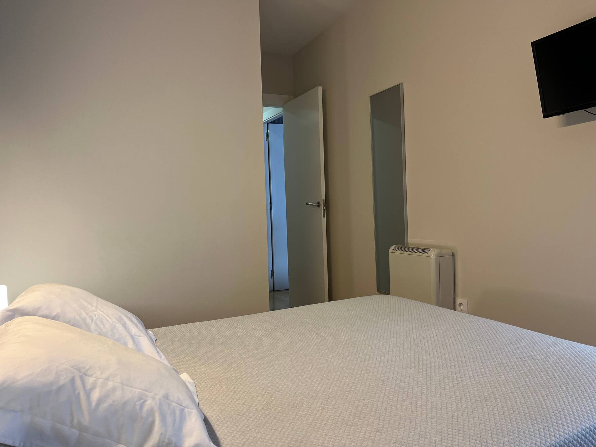Apartamentos León — photo 3