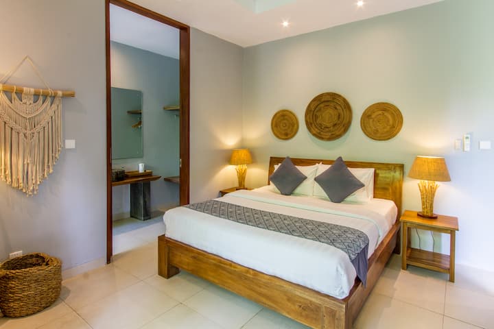 Bedroom 3 includes a king bed with a super comfortable pillow-top mattress.