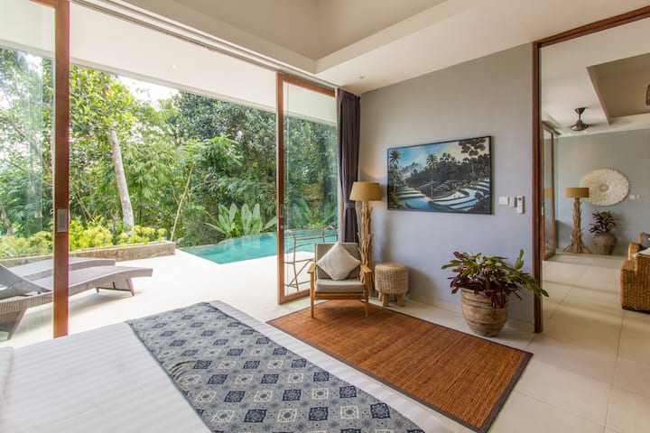 Bedroom two also has a King sized bed and a very comfortable pillow top mattress.