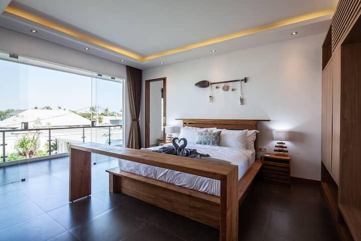 ชั้น 2 - ห้องนอนใหญ่ (ห้องนอน 4)