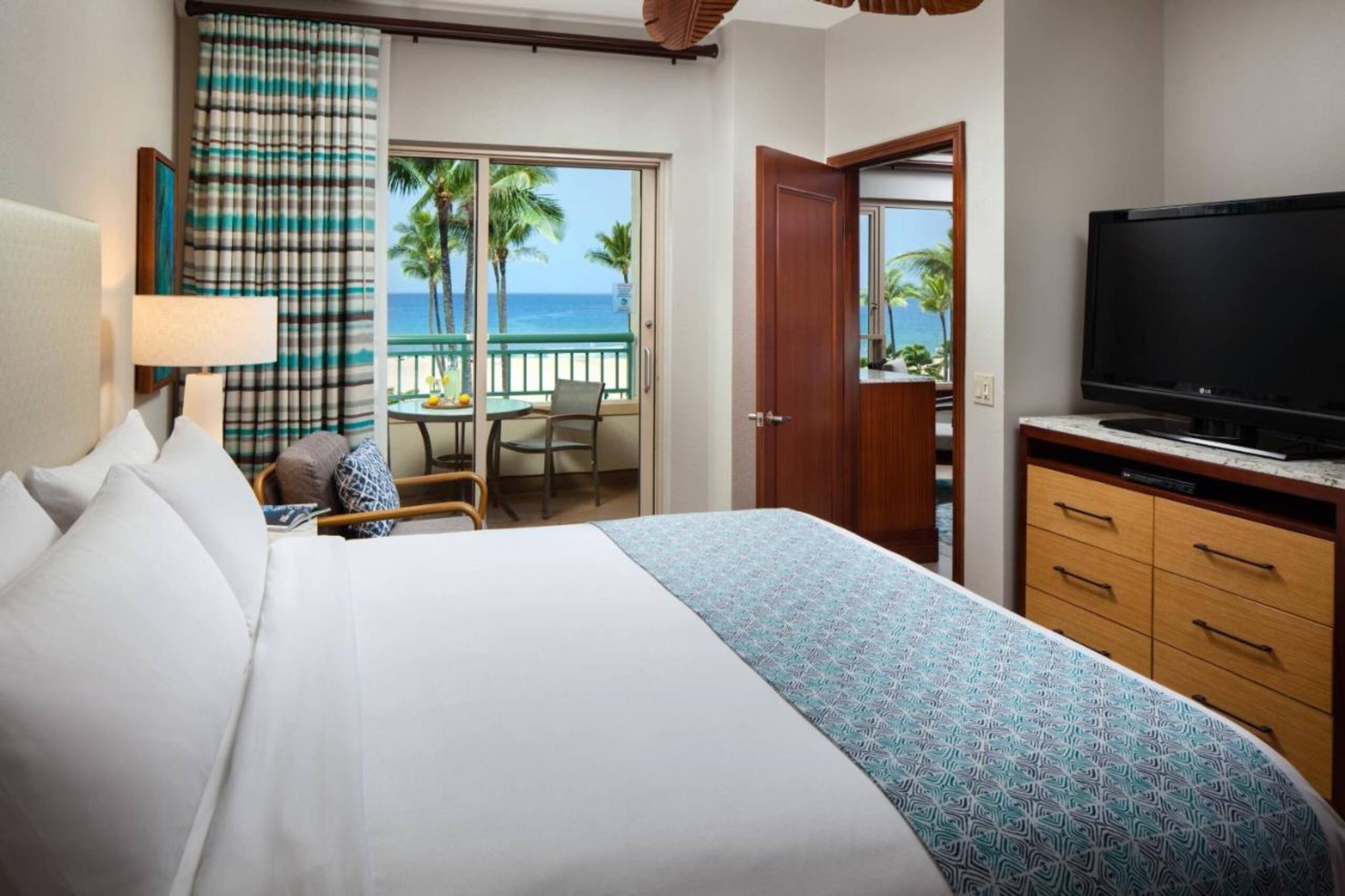 Condo in Lahaina · ★5.0 · 3 bedrooms · 5 beds · 3 baths - Image 25
