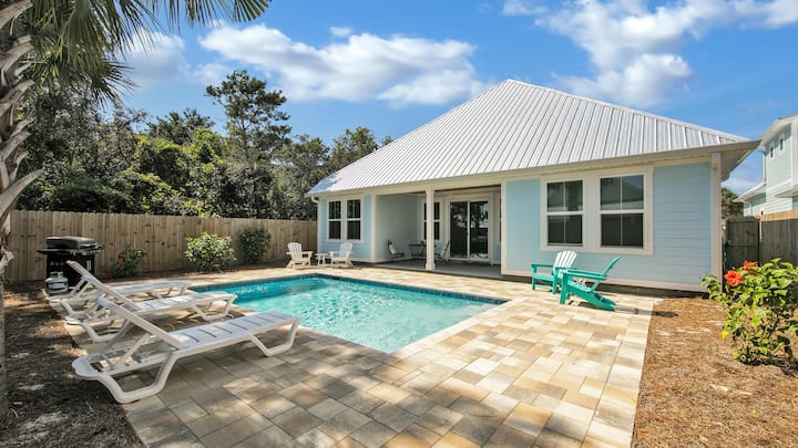 Five O'clock Somewhere- Special Rates Available - Panama City Beach, FL
