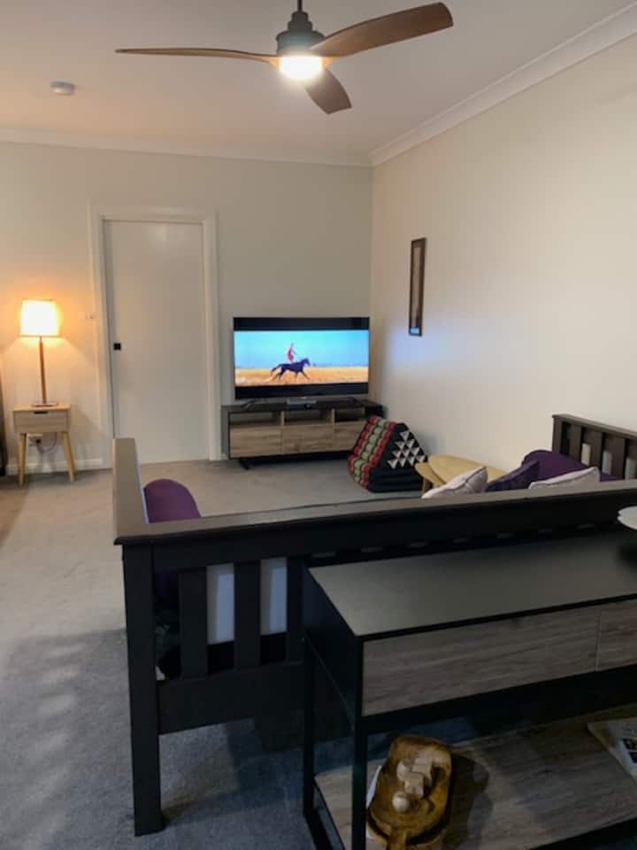 Sleep With The Cows One Bedroom - Branxton