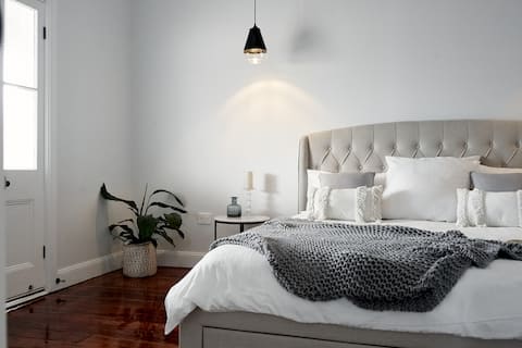 Est. 1910- Luxurious historic stay