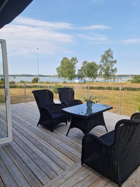 Lake view villa in beautiful Timmernabben
