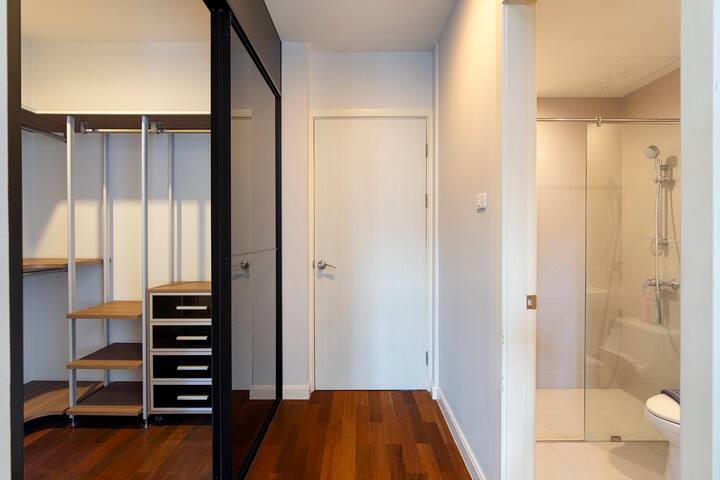Breezy Haus In Asoke (Pool, walk to BTS/MRT) #VII gallery image 5