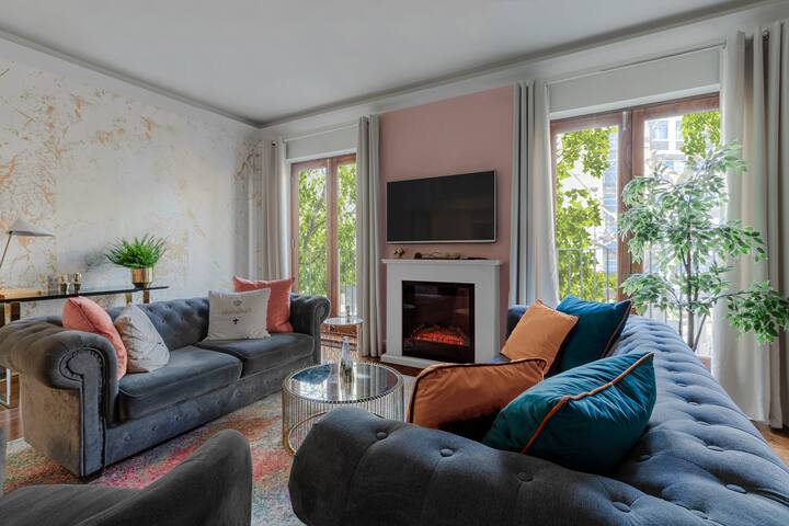 Celebrity A-List Cool LuxXe Nomads Families Haven gallery image 5