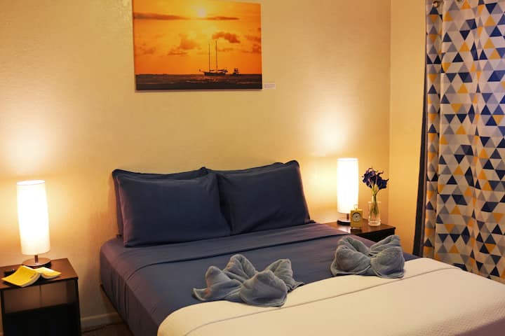 Druga spavaća soba s udobnim bračnim krevetom (1,6x