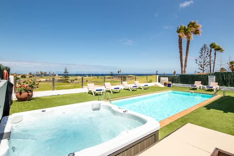 Luxury Family Villa - Spa, Heated Pool, Playground