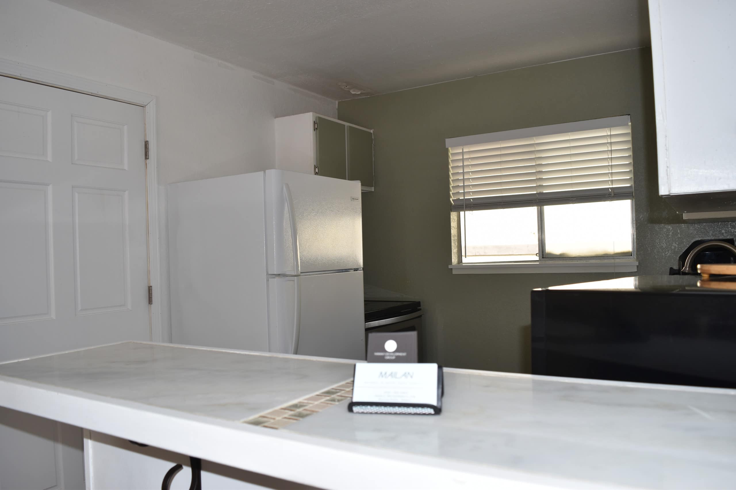 Ocean view 2BR Apt. in Convenient Downtown Kona - Image 4