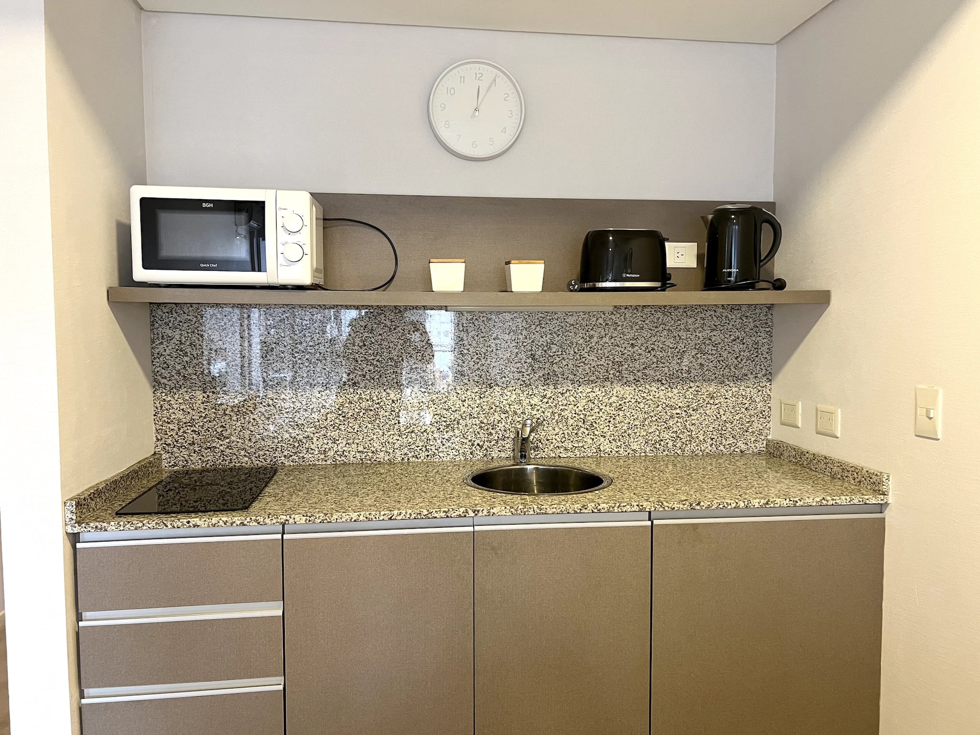Design Suites Aguirre