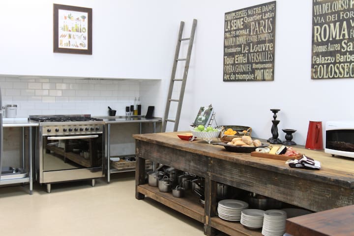 Grandview 4 Bedroom Option / 10 Guests