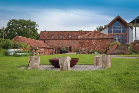 Clayhill Farm Rural Retreat, Somerset