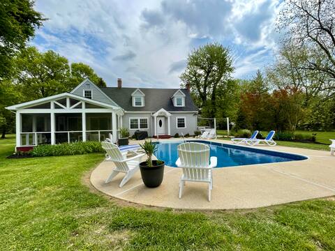 Tuckaway Cove Relaxing waterfront property