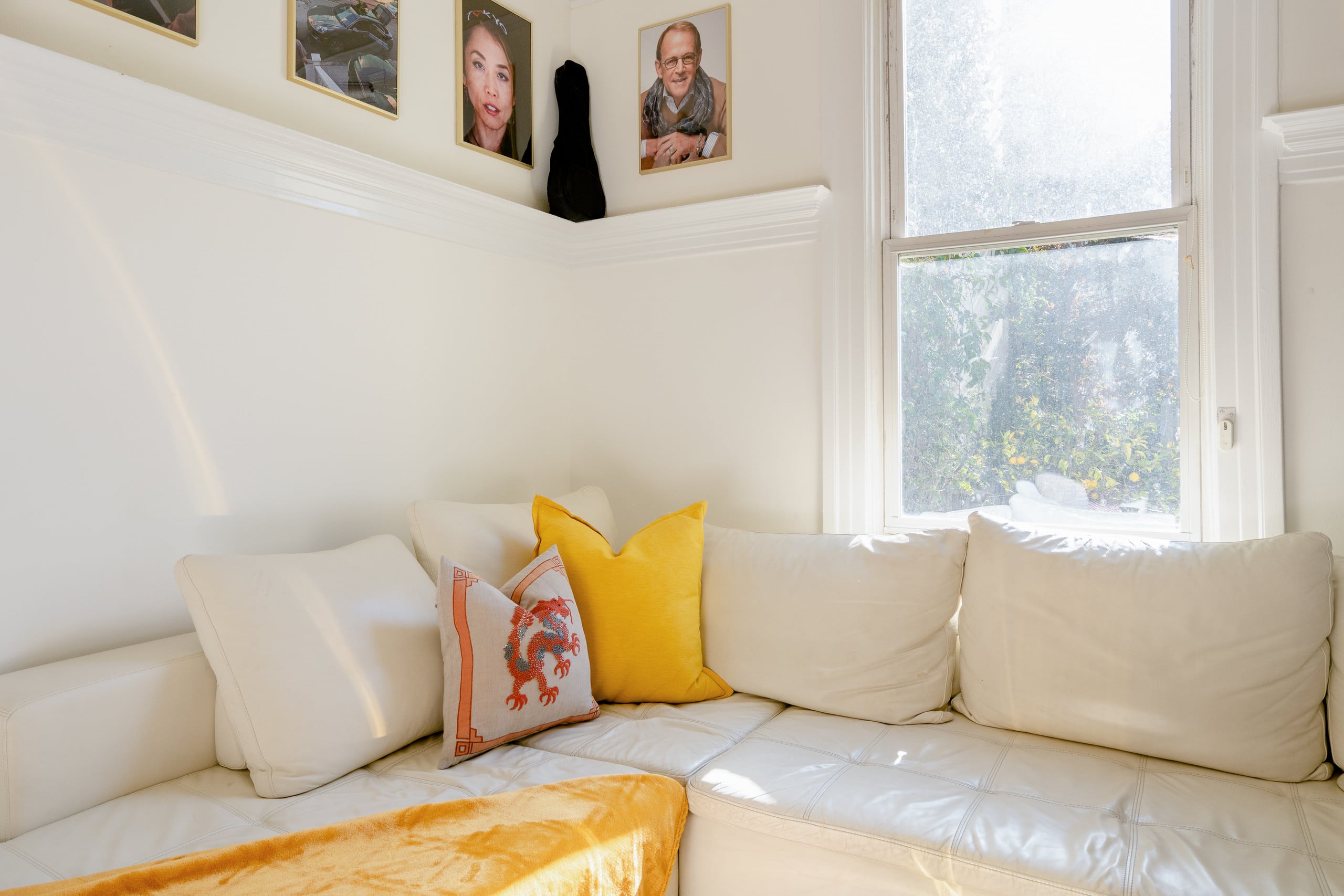 Home in San Francisco · ★4.96 · 3 bedrooms · 3 beds · 2 baths - Image 3