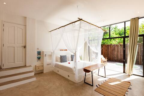 Tourterelle Beach Suite • La Pointe Beach Huts