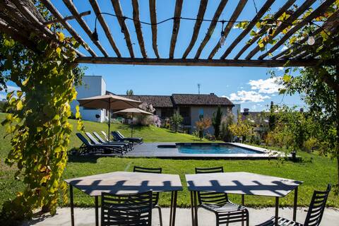ROSTAGNI1834:VILLA  WITH POOL IN THE BAROLO REGION