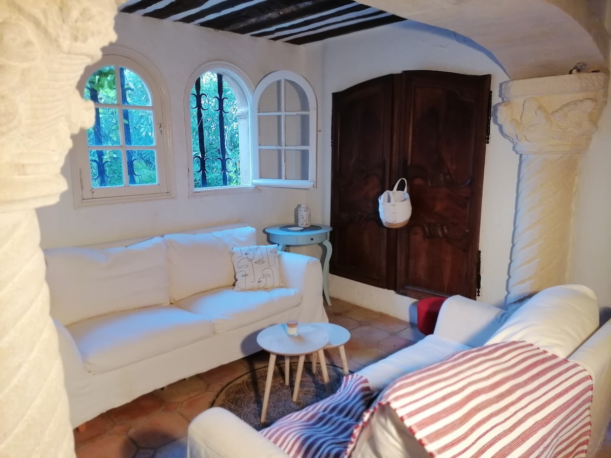 Top performing Airbnb: Apartment in l'Escalet in Ramatuelle