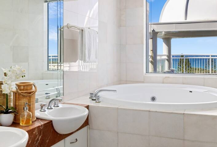 Buddina Beachside Resort – Penthouse gallery image 5